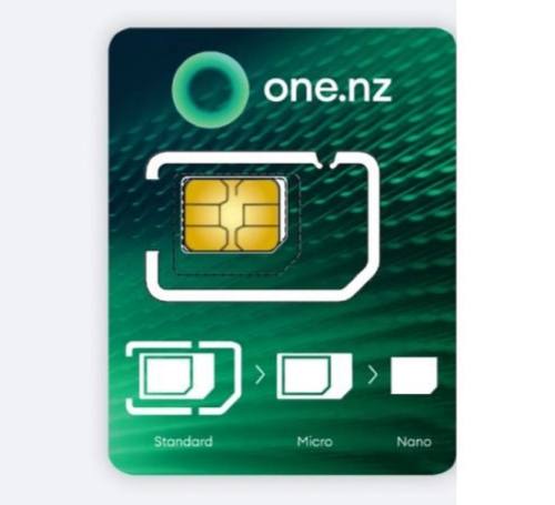 🇳🇿新西兰One NZ ¥98月租：无月租中国大陆漫游资费：  收短信：免费  发短信：0.92nzd/条  打电话：3.21nzd/分钟  接电话：1.15nzd/分钟  用流量：11.5nzd/每MB实用信息：无需实名 （每365天充值最低10nzd话费保号，卡到手自带两年有效期，如仅需保号接码勿在一年内充值话费，否则有效期将被重制） 支持💰💰充值话费  官网： one.nz  App： My One NZ获取手机号方式：插卡后获取