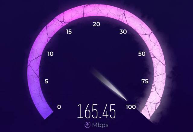 境外SIM卡Fun商城-西西，在这里向大家拜年啦新春佳节，祝大家龙年吉祥，身体健康新的一年，让我们一起发掘更多好用、实惠的SIM卡！在新年里，我们将以卖卡、玩卡为重让大家拥有真正好用的境外SIM卡！